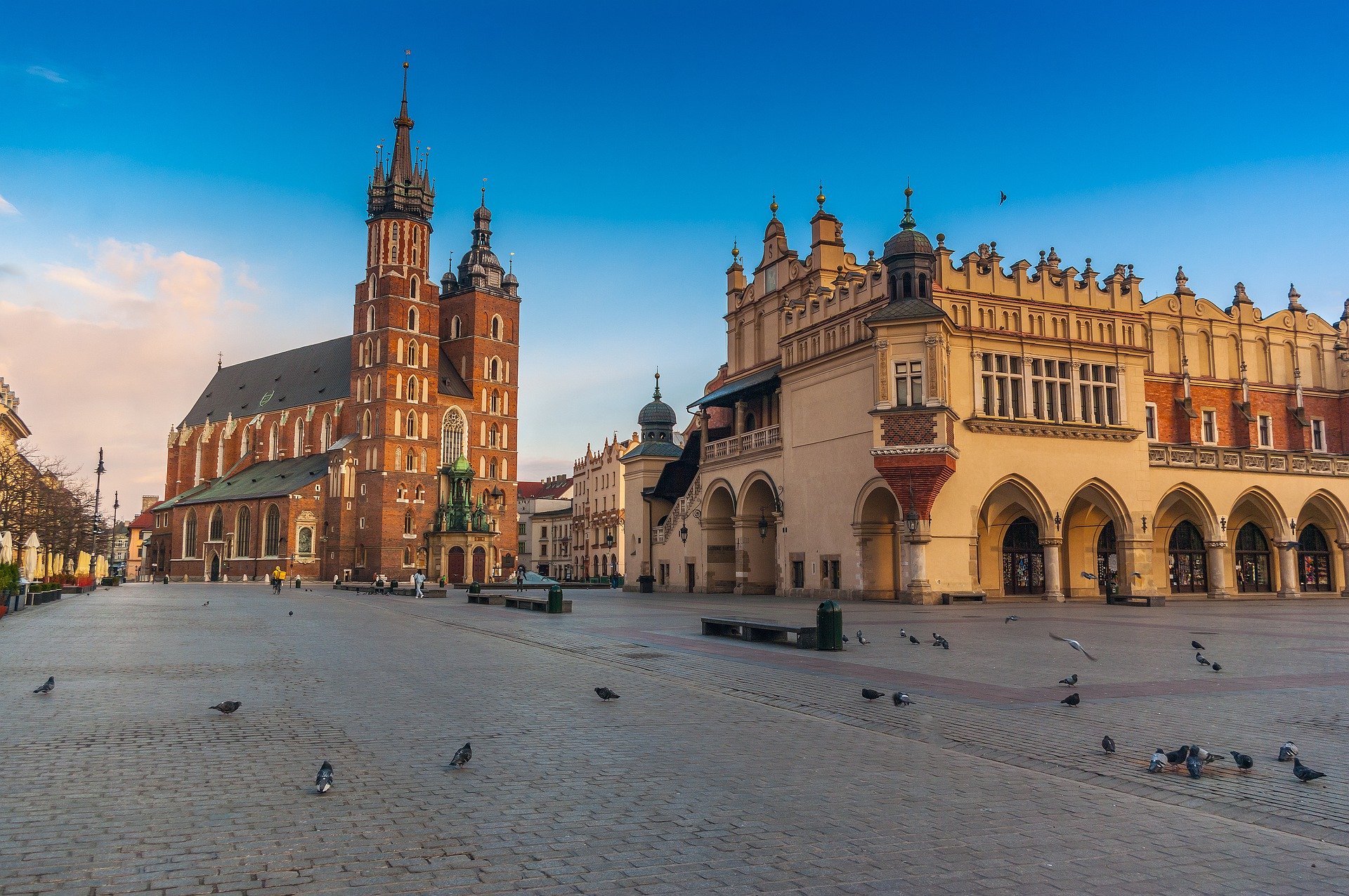 Краков польша. Старе място Краков. Rynek Główny, Краков, Польша. Рыночная площадь Краков. Краков Центральная площадь.