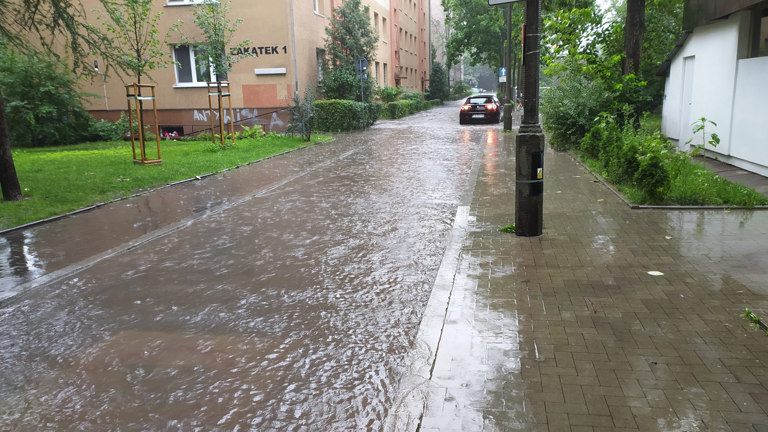 Podaj Trzy Przykłady Metod Stosowanych W Ochronie Przeciwpowodziowej Ekipa Majchrowskiego wytyka wieloletnie zaniedbania w ochronie