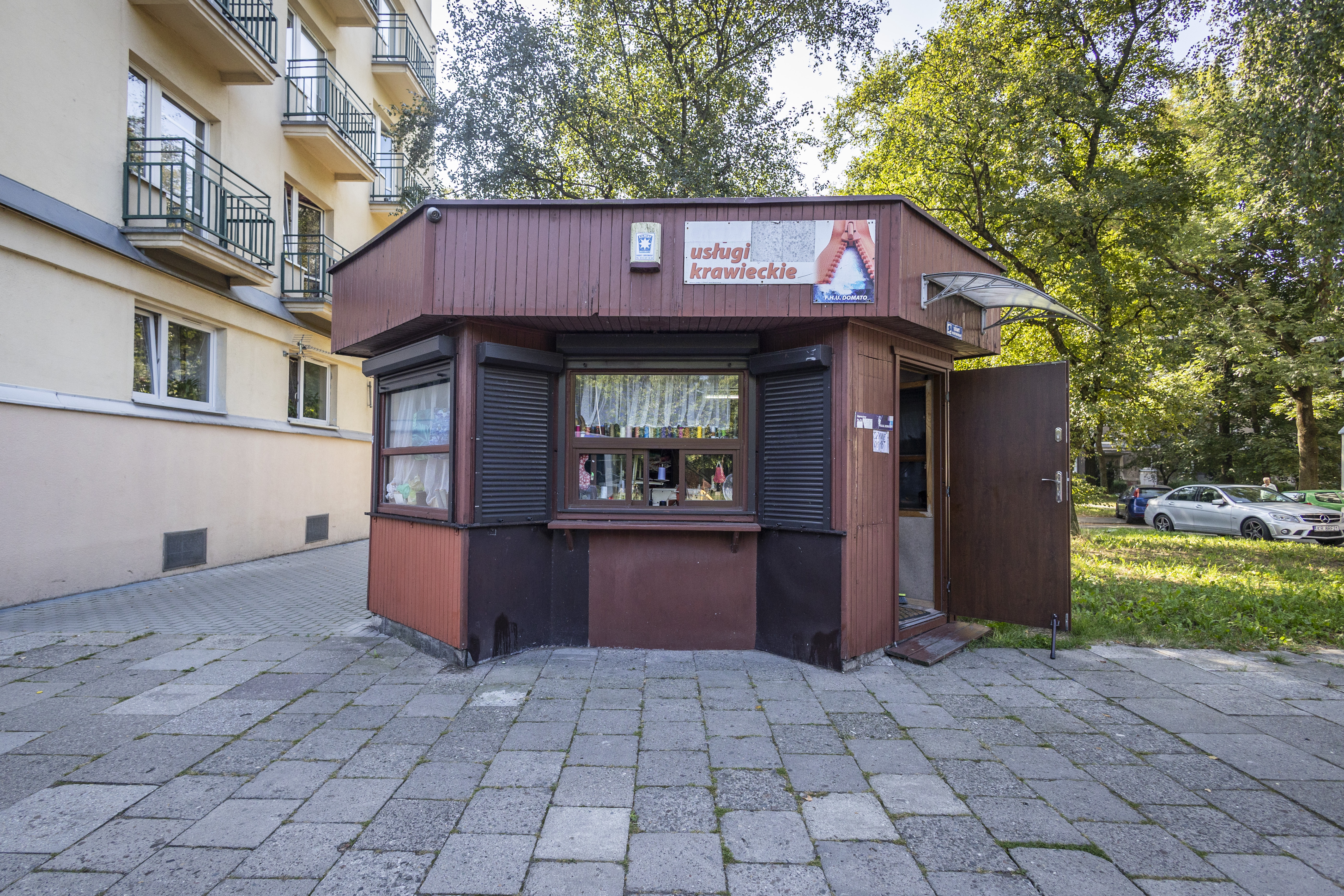Krawcowa z Nowej Huty: klient pomógł mi przetrwać kryzys, pomogło miłe słowo