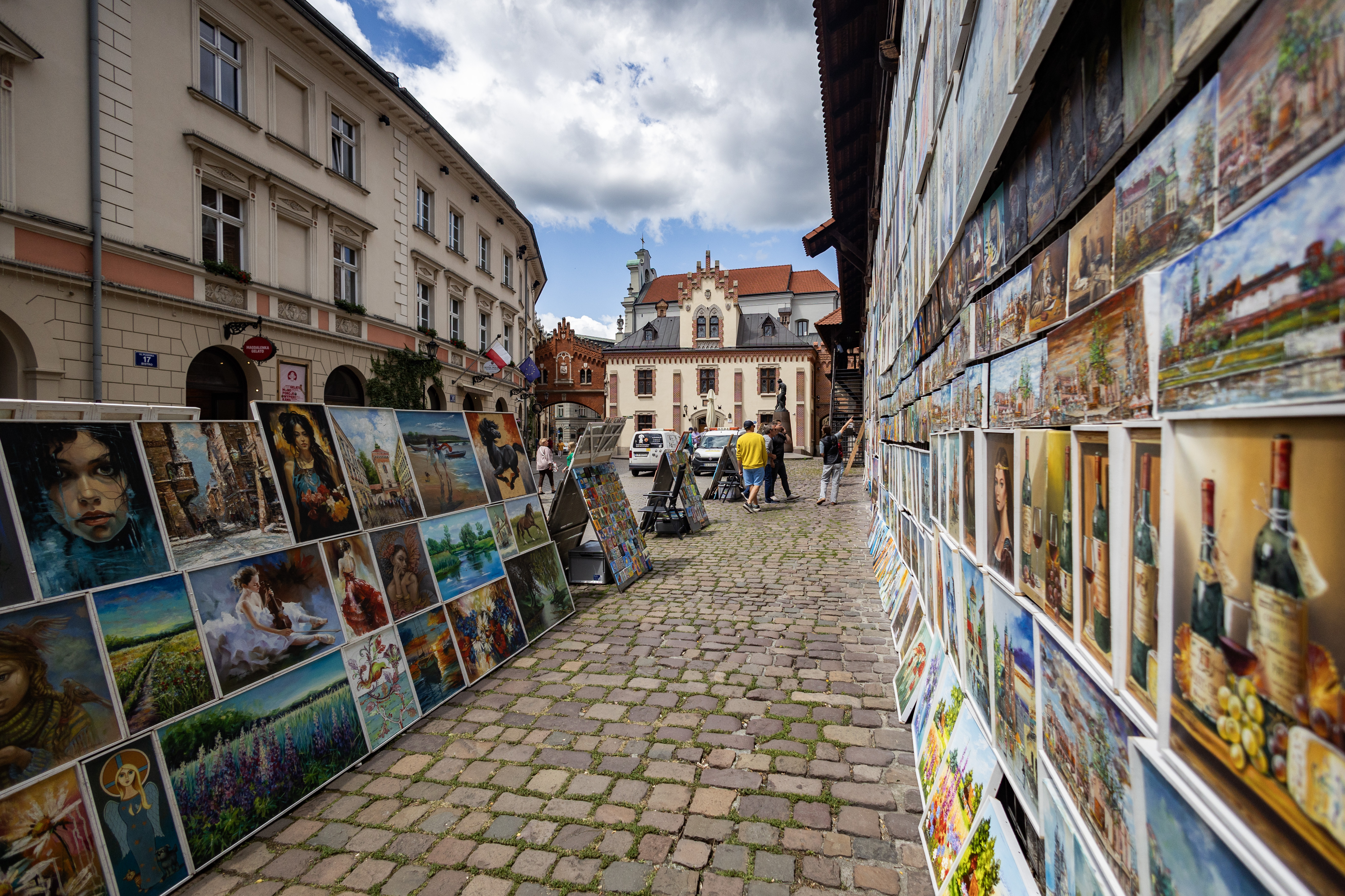 Czterdzieści lat pod Bramą Floriańską. “Kraków to mój świat. Niemal nie ruszyłem się z miejsca”